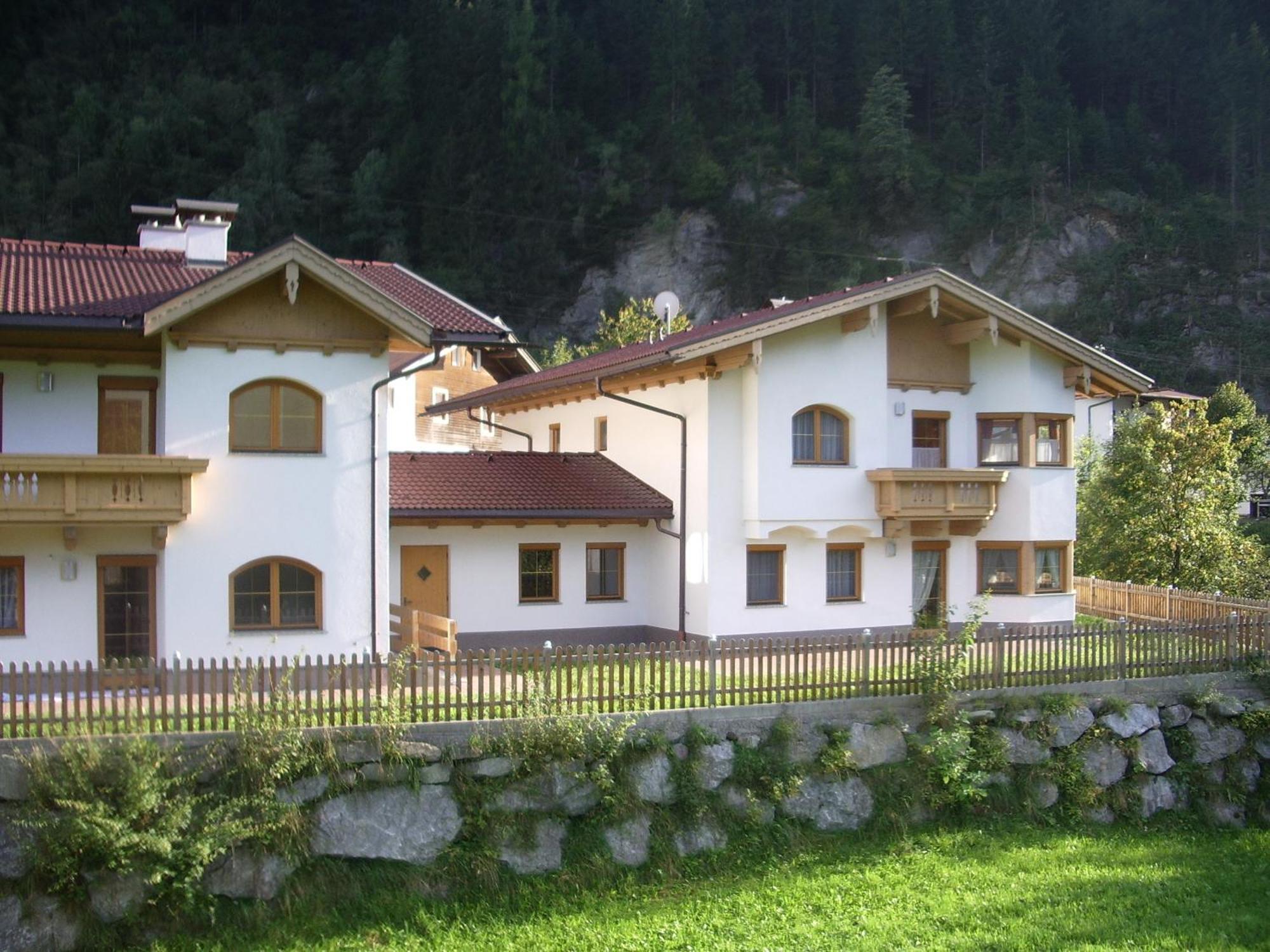 Haus Peter Schiestl Apartment Цел ам Цилер Екстериор снимка
