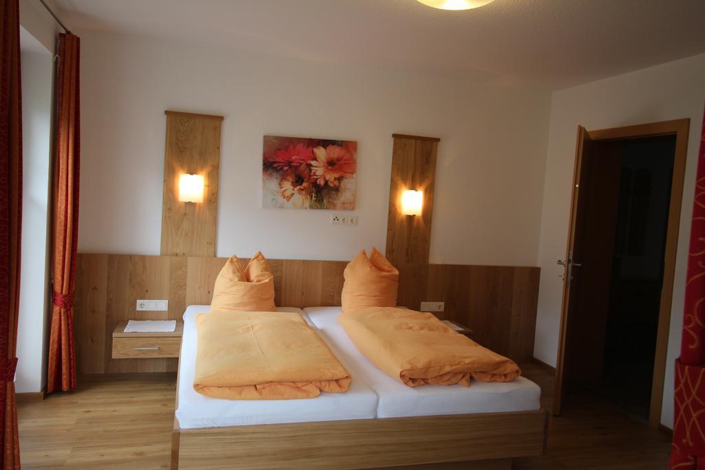 Haus Peter Schiestl Apartment Цел ам Цилер Екстериор снимка
