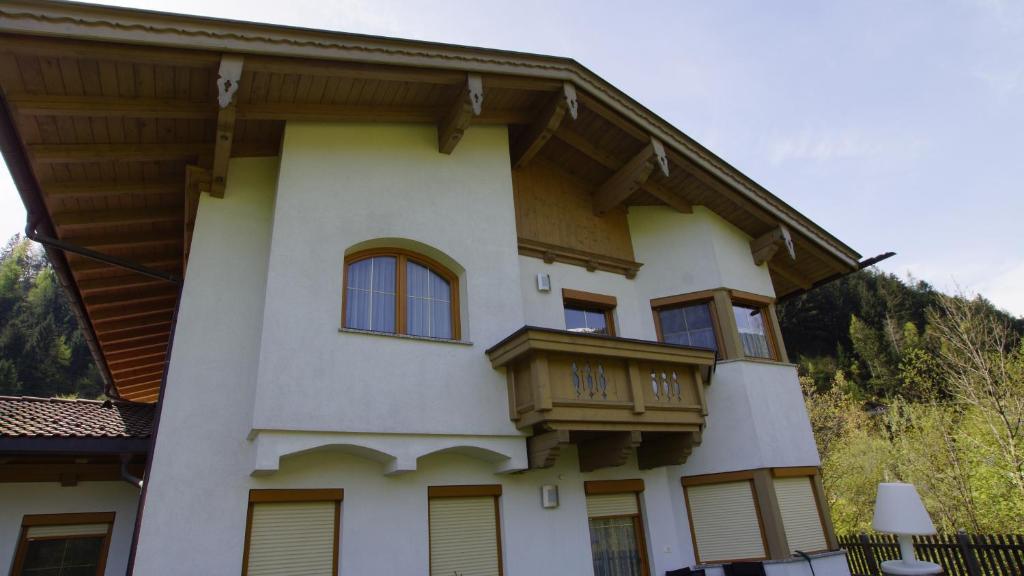 Haus Peter Schiestl Apartment Цел ам Цилер Екстериор снимка